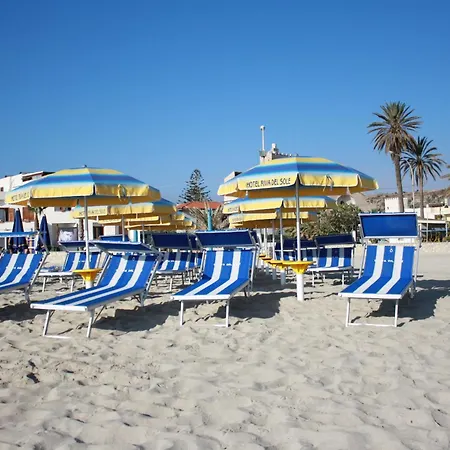 Hotel Riva Del Sole 3*