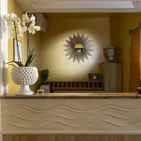 Hotell Riva Del Sole