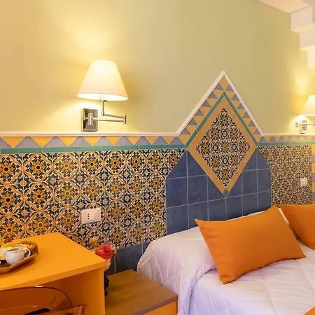 Hotell Riva Del Sole 3*