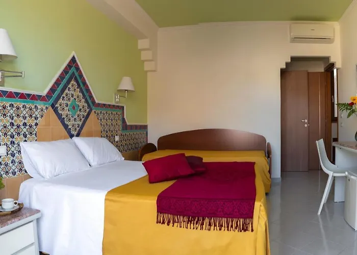 Hotel Riva Del Sole 3*
